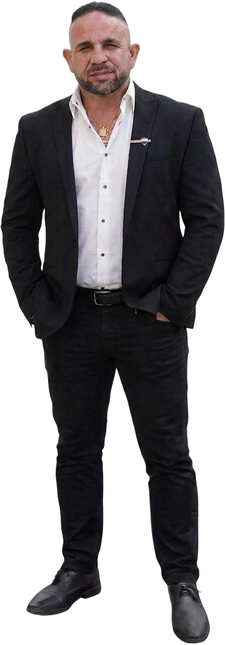 רוי מגירה, יועץ נדל״ן